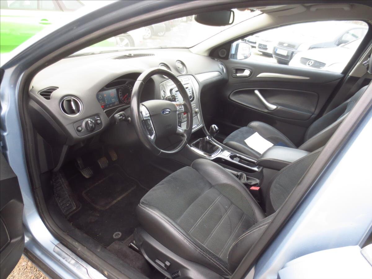 Ford Mondeo Liftback 2,5 l 162 kw