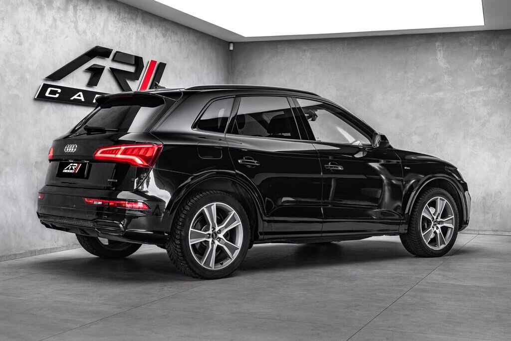 Audi Q5 SUV / Terénní 2,0 l 140 kw