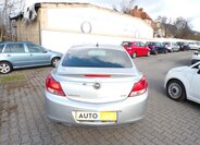 Opel Insignia Hatchback 2,0 l 118 kw