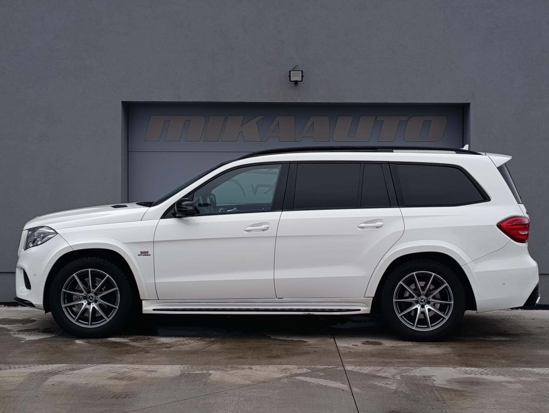 Mercedes-Benz GLS SUV 3,0 l 190 kw