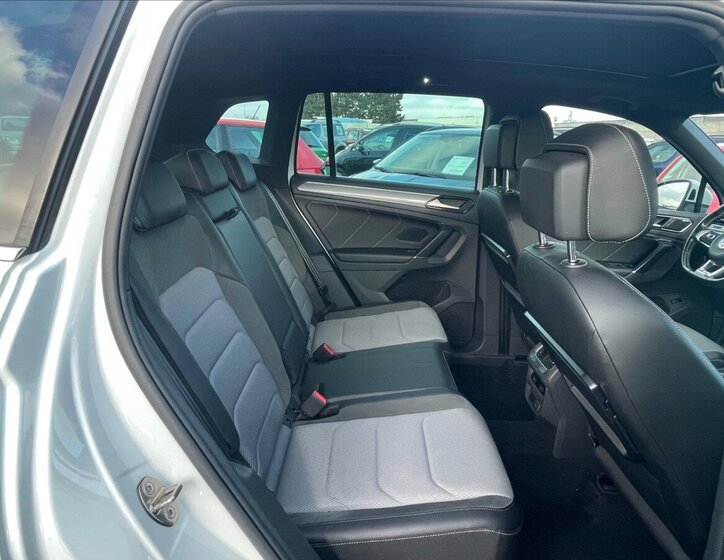 Volkswagen Tiguan 16