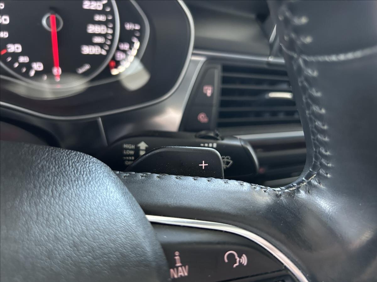 Audi A6 Sedan / Limuzína 3,0 l 230 kw