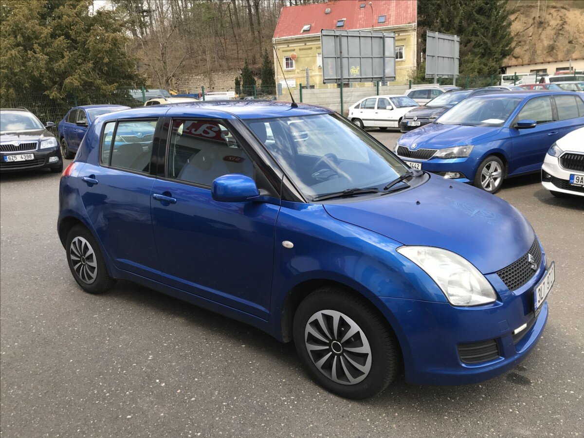 Suzuki Swift Hatchback 1,3 l 67 kw
