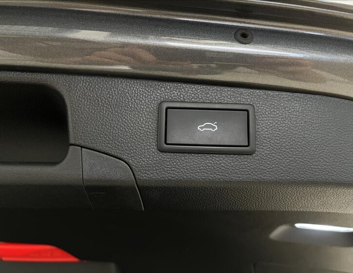 Škoda Superb Kombi 2,0 l 110 kw