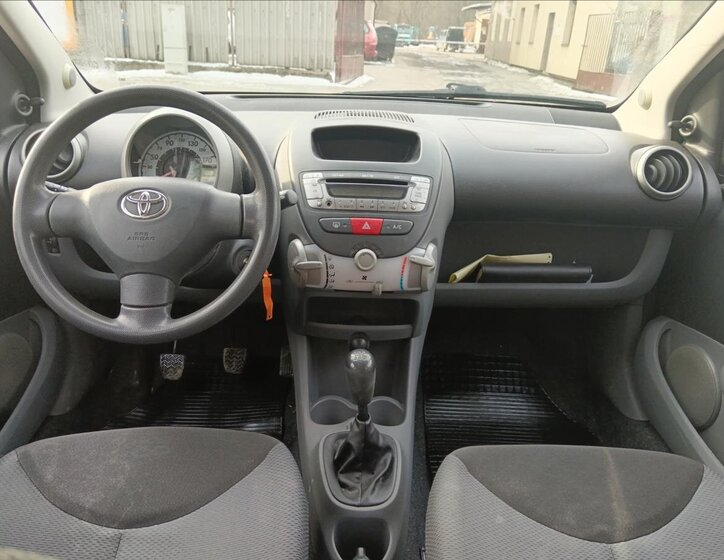 Toyota Aygo Hatchback 998,0 50 kw