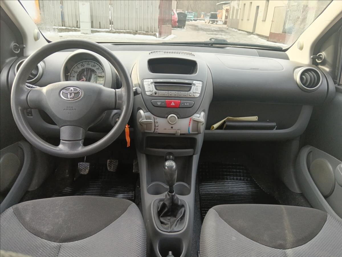 Toyota Aygo Hatchback 998,0 50 kw