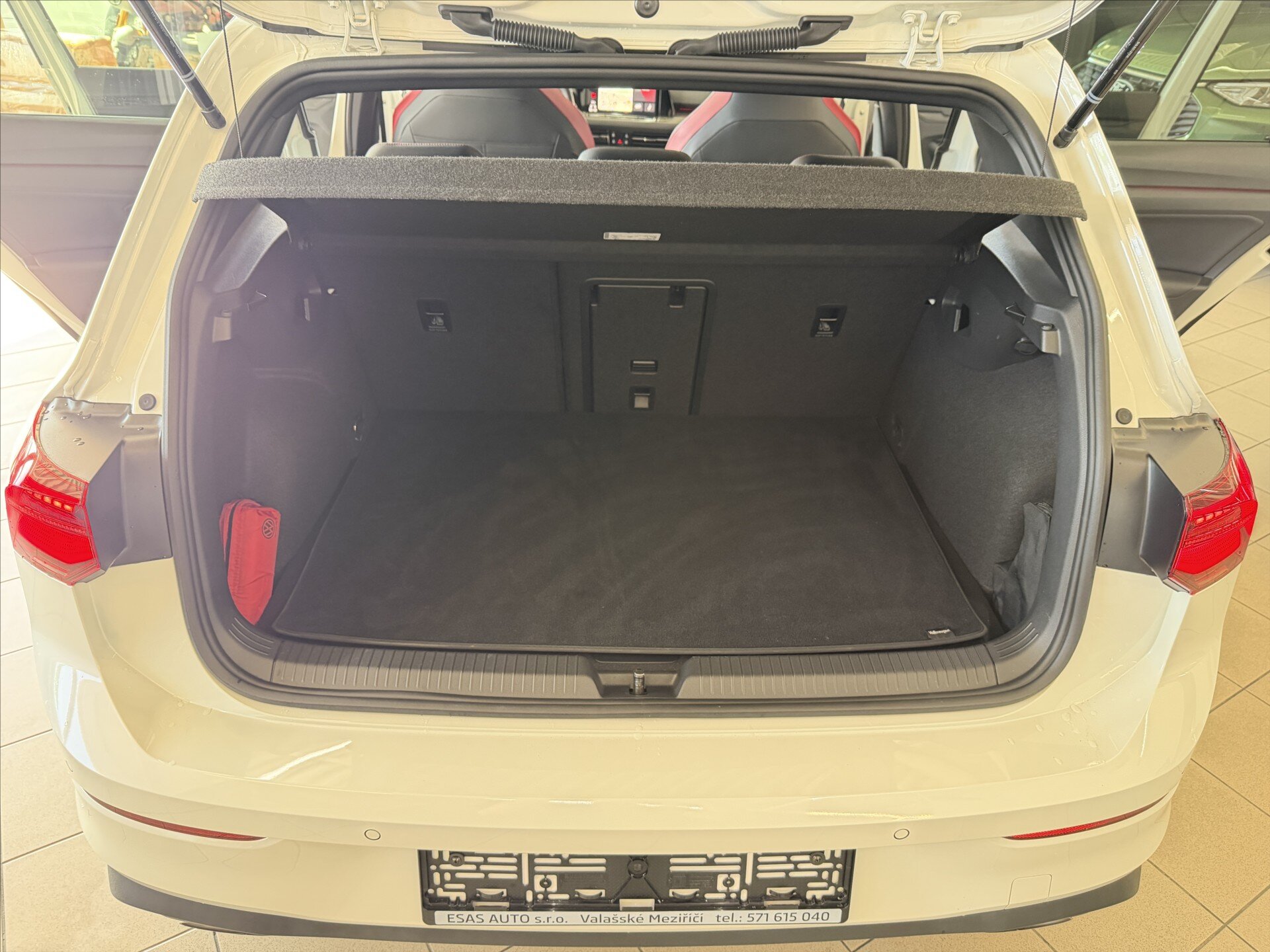 Volkswagen Golf Hatchback 2,0 l 221 kw