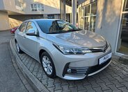 Toyota Corolla Sedan / Limuzína 1,6 l 97 kw