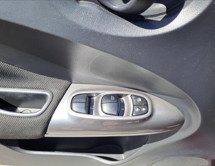 Nissan Juke SUV / Terénní 1,6 l 69 kw