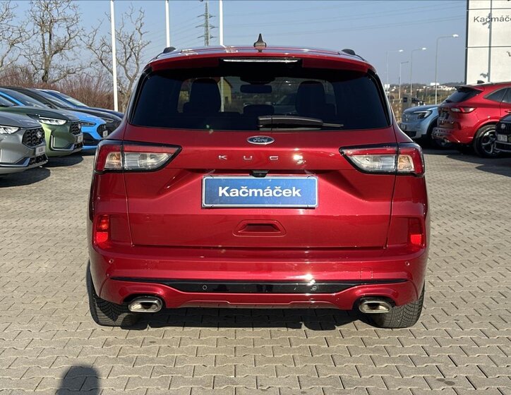 Ford Kuga SUV / Terénní 1,5 l 110 kw