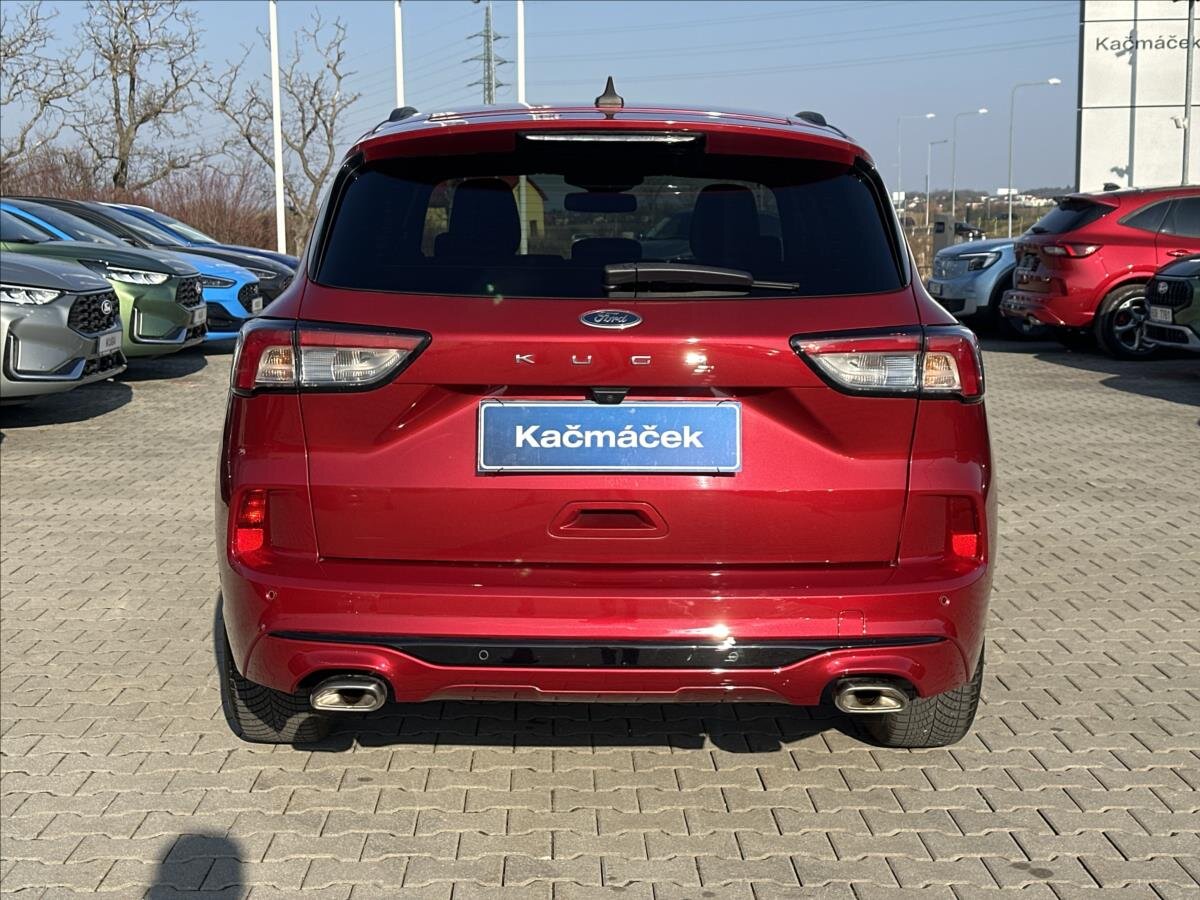 Ford Kuga SUV / Terénní 1,5 l 110 kw