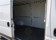 Opel Movano Skříň 2,2 l 103 kw