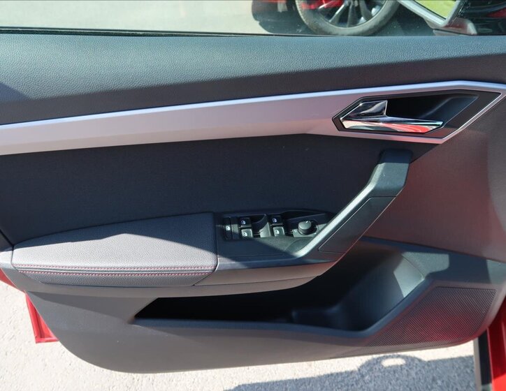 Seat Arona SUV / Terénní 1,6 l 85 kw