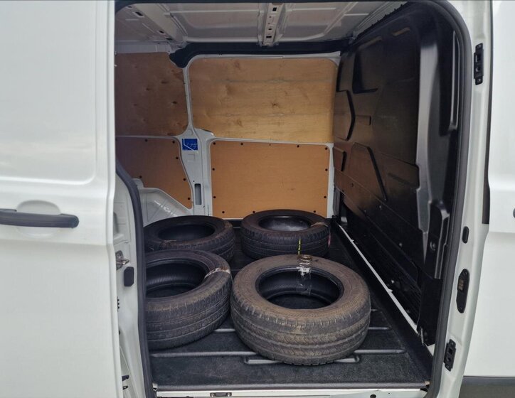 Ford Transit Custom Skříň 2,0 l 77 kw