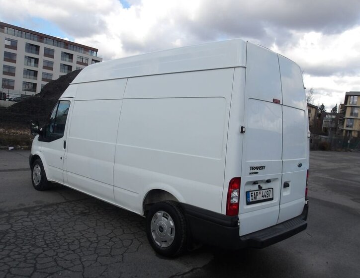 Ford Transit Skříň 2,2 l 74 kw