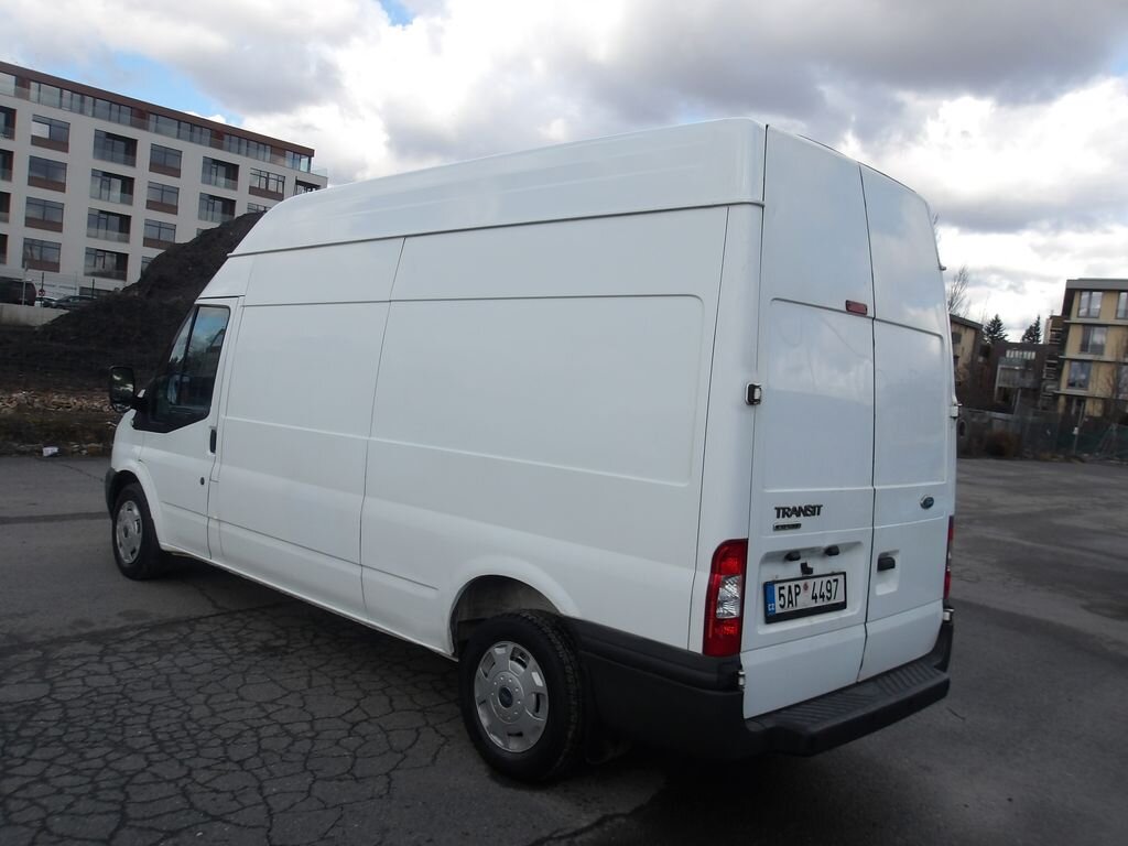 Ford Transit Skříň 2,2 l 74 kw
