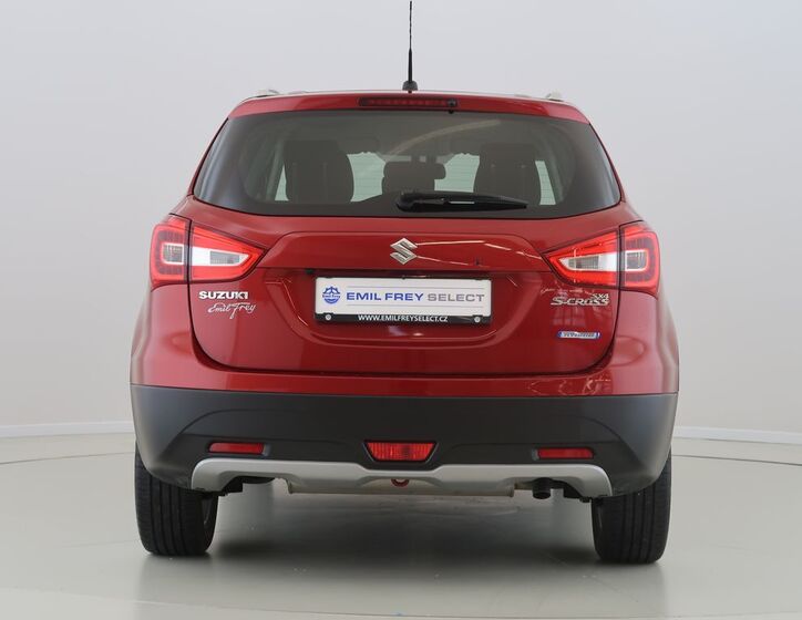 Suzuki SX4 S-Cross 6