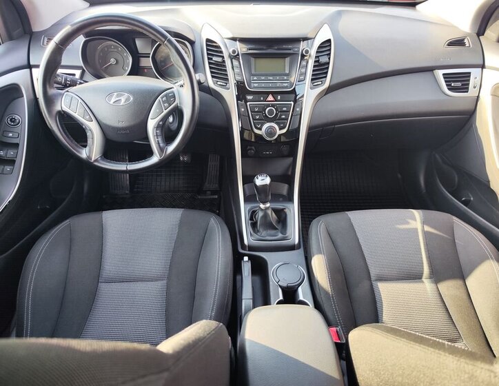 Hyundai i30 Kombi 1,4 l 73 kw