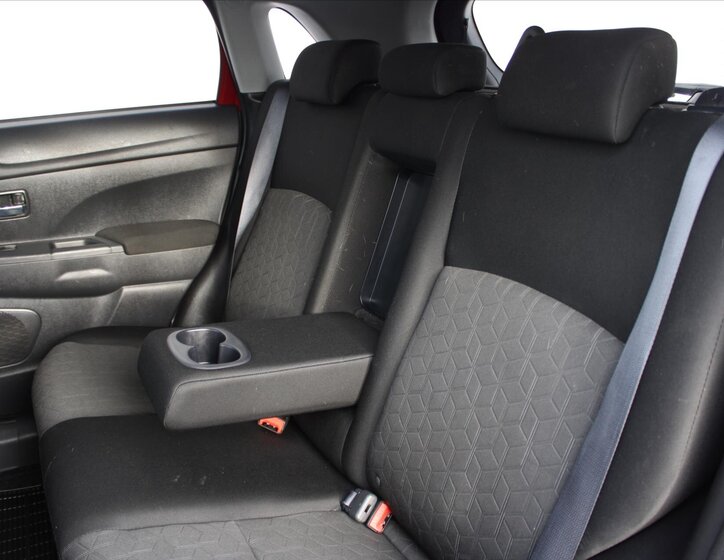 Mitsubishi ASX SUV / Terénní 2,0 l 110 kw