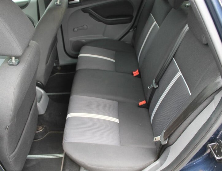 Ford Focus Kombi 1,6 l 74 kw