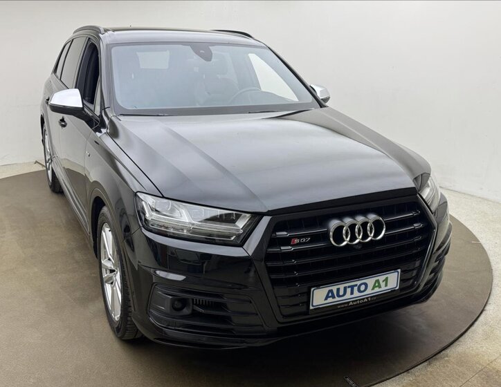 Audi SQ7 SUV / Terénní 4,0 l 320 kw