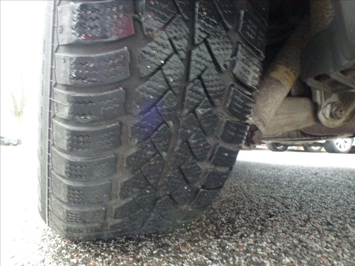 BMW Řada 5 Kombi 2,2 l 125 kw