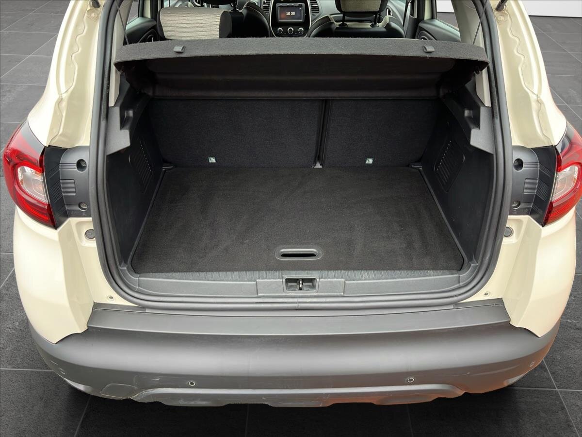 Renault Captur SUV / Terénní 898,0 66 kw