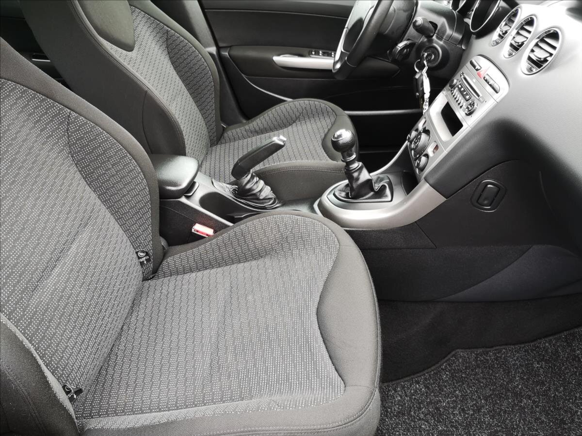 Peugeot 308 Kombi 1,6 l 80 kw