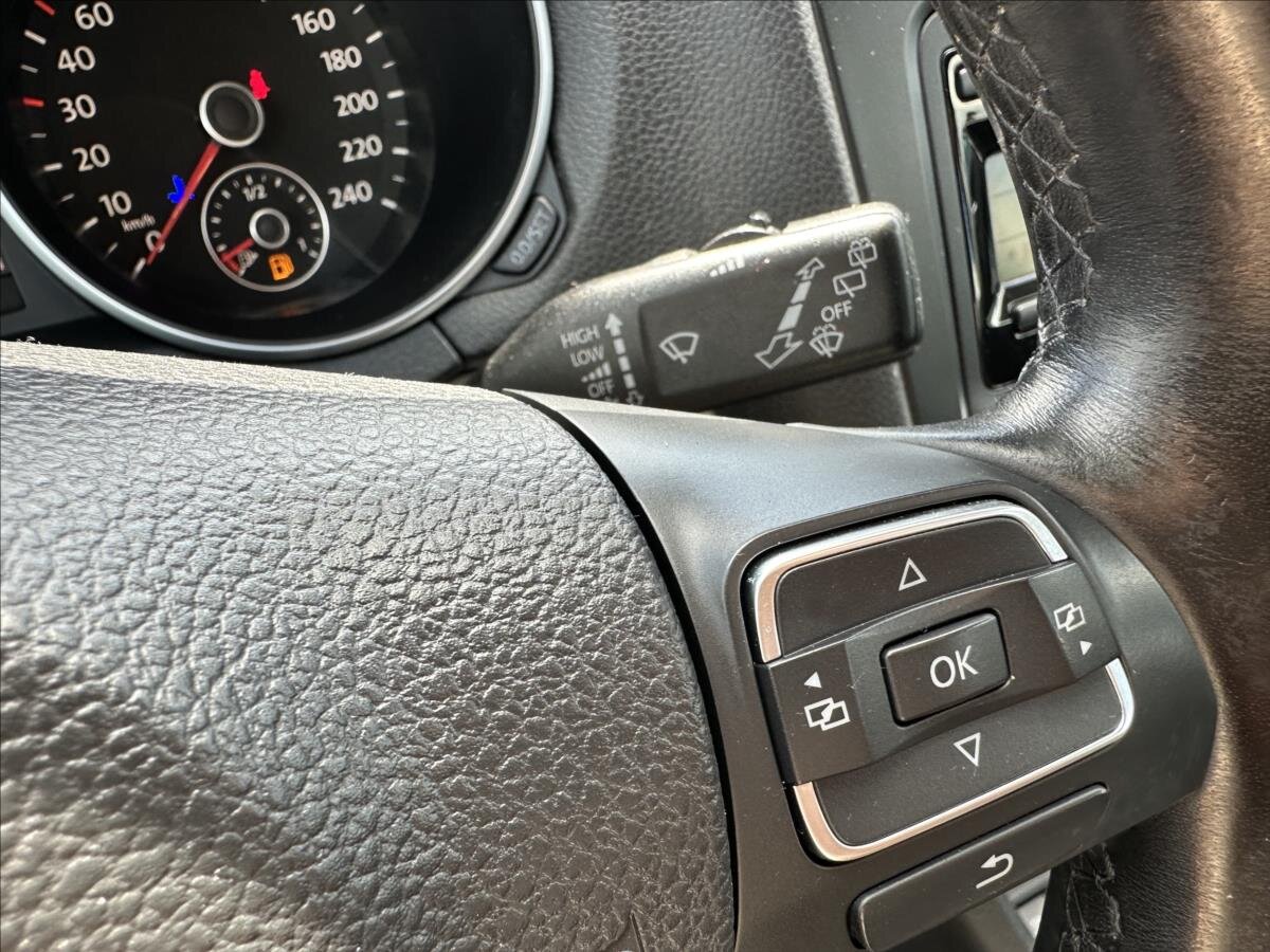 Volkswagen Golf Hatchback 1,6 l 75 kw