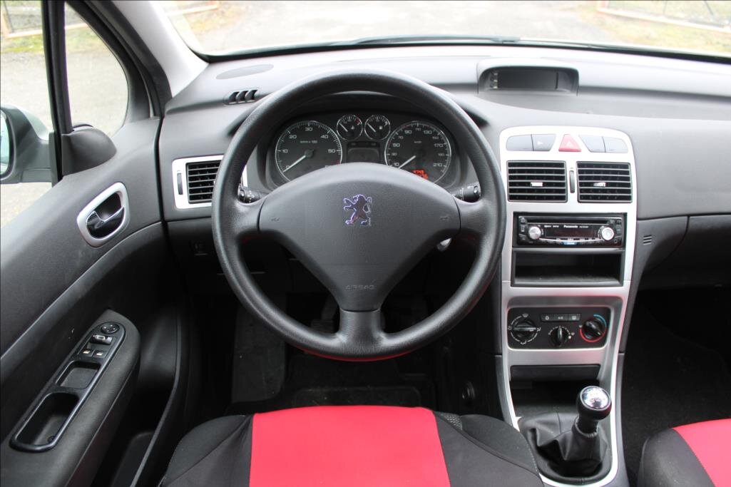Peugeot 307 Hatchback 1,6 l 66 kw