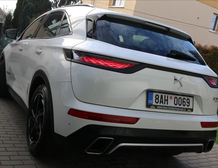DS Automobiles DS7 Crossback Kombi 2,0 l 130 kw