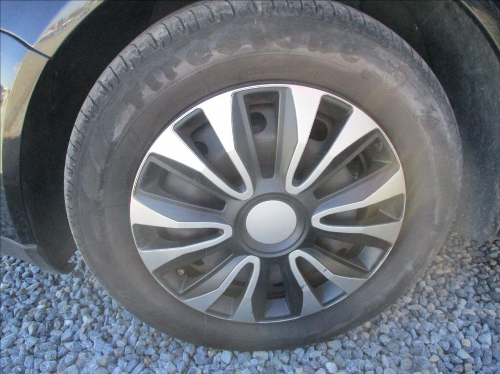 Volkswagen Golf Hatchback 1,6 l 77 kw