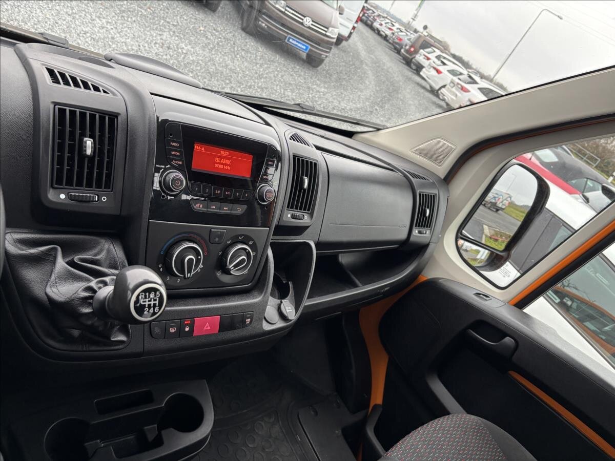 Peugeot Boxer Sklápěč 2,2 l 103 kw