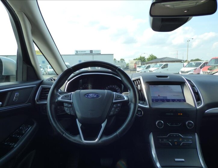 Ford S-MAX MPV 2,0 l 110 kw