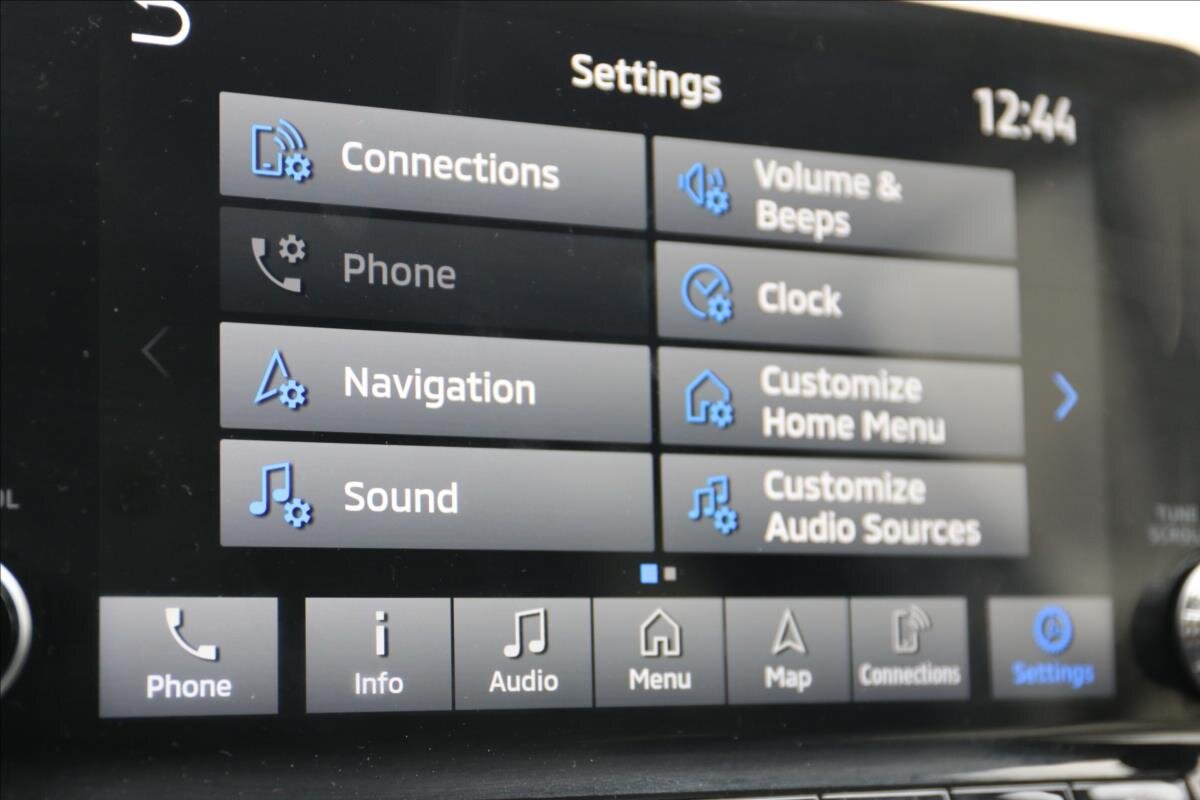 Mitsubishi Outlander SUV 2,4 l 162 kw