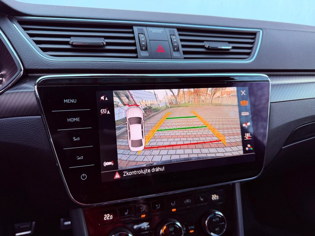 Škoda Superb Sedan / Limuzína 2,0 l 140 kw