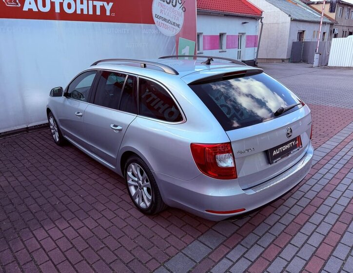 Škoda Superb Kombi 2,0 l 103 kw