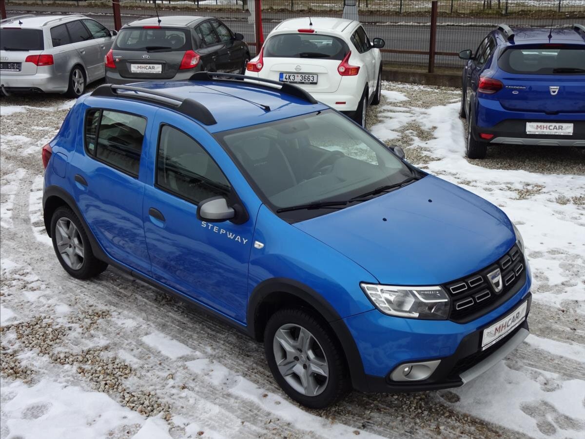 Dacia Sandero Hatchback 898,0 66 kw
