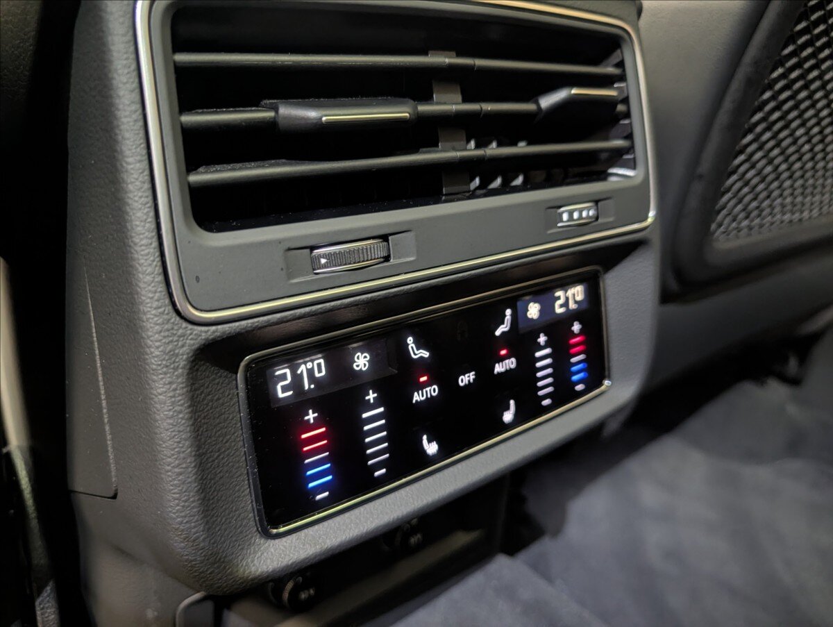 Audi Q7 Kombi 3,0 l 210 kw