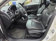 Jeep Compass 11