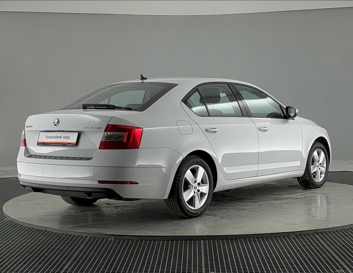 Škoda Octavia Liftback 1,6 l 85 kw