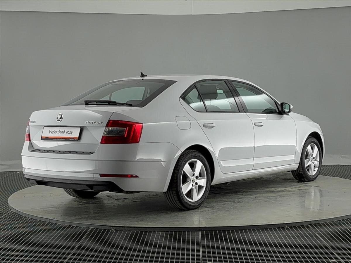 Škoda Octavia Liftback 1,6 l 85 kw