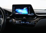Toyota C-HR SUV 1,8 l 72 kw