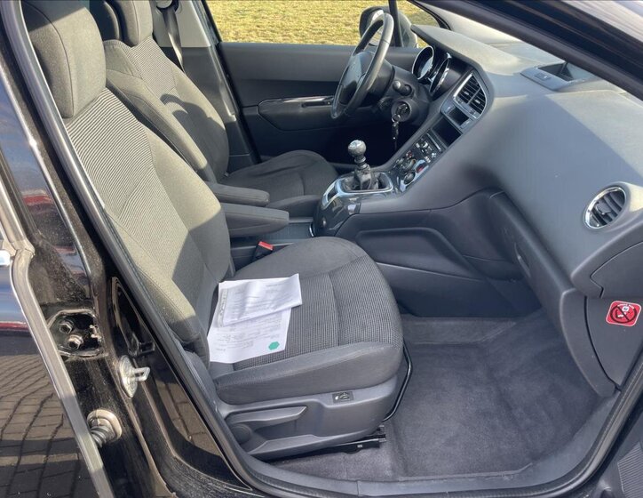 Peugeot 5008 MPV 2,0 l 110 kw