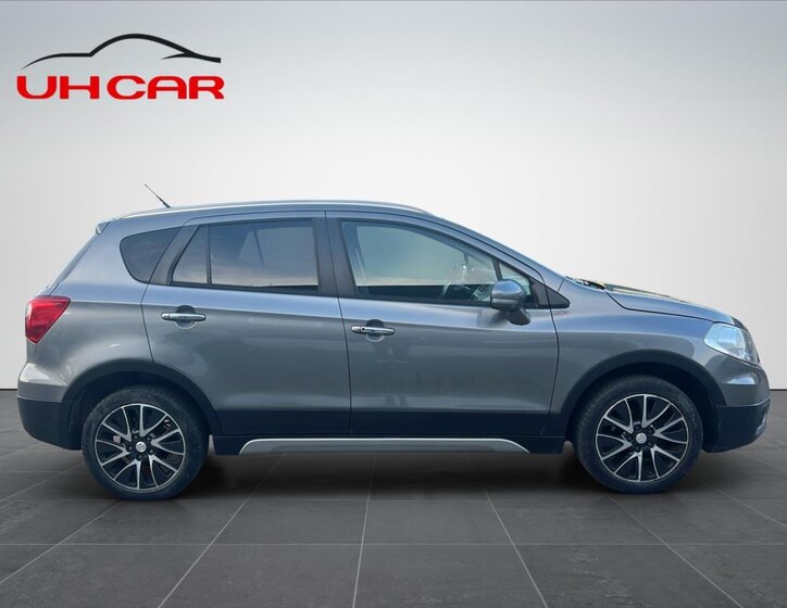 Suzuki SX4 S-Cross 4