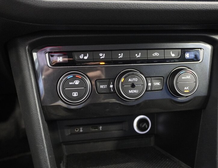 Volkswagen Tiguan SUV / Terénní 2,0 l 140 kw