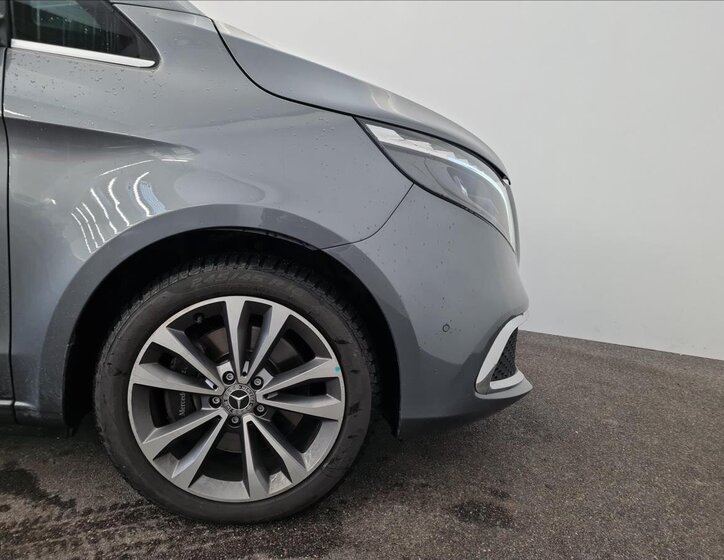 Mercedes-Benz Třídy V MPV 2,0 l 174 kw