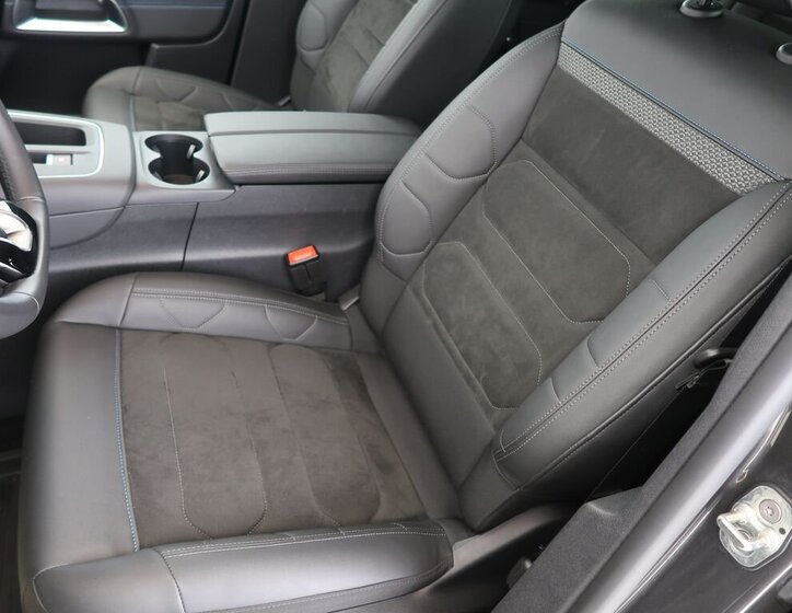 Citroën C5 Aircross SUV / Terénní 1,5 l 96 kw