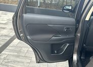 Mitsubishi Outlander SUV / Terénní 2,3 l 110 kw