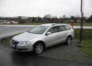 Volkswagen Passat 2